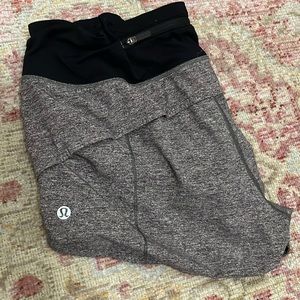 Lululemon hotty hot 2.5 inseam